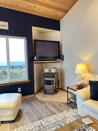 Main picture of 1499 Diamond Head Ave SW