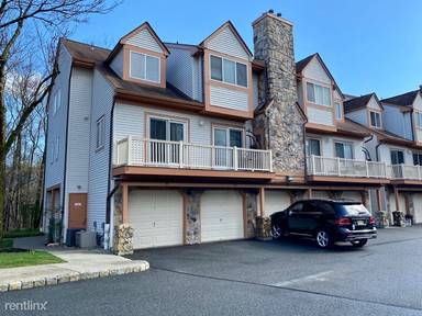 Main picture of 185 Woods Edge Dr