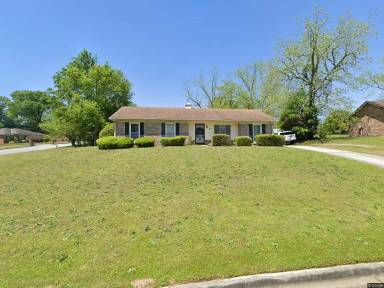 Main picture of 517 Haverford Dr