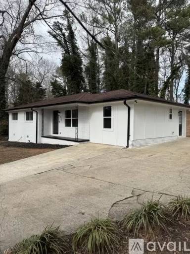Main picture of 171 Douglas Dr SE