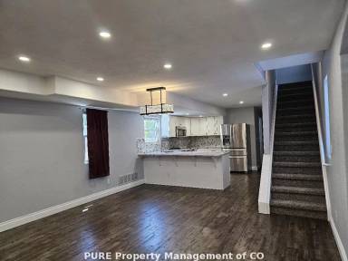 Main picture of 4739 Sherman St