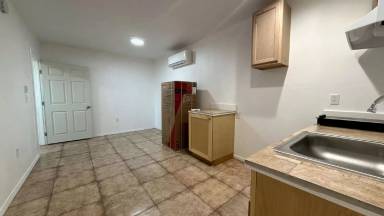 Main picture of 1496 Belle St