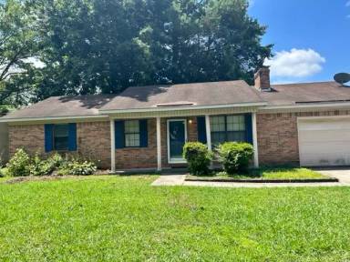 Main picture of 2411 Kathy Ln SW