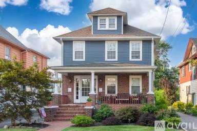 Main picture of 71 E Somerset St
