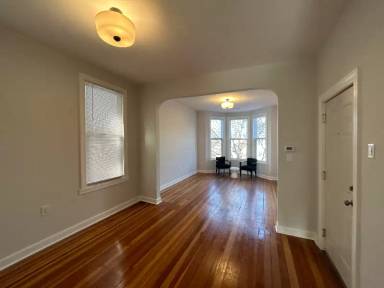 Main picture of 1811 N Kedzie Ave