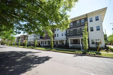 Main picture of The Clayton on Scott