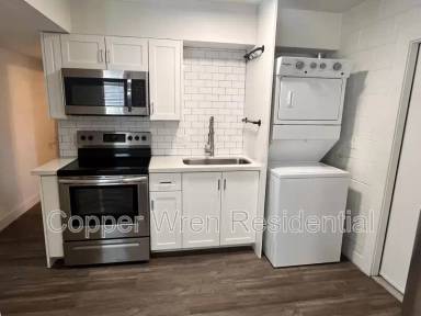 Main picture of 1431 1435 35 St