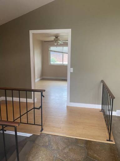 Main picture of 2083 E Gyrfalcon Ln