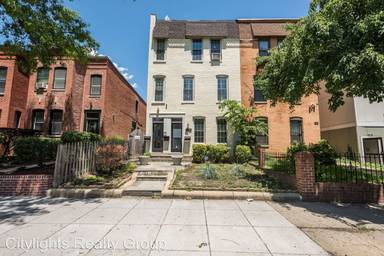 Main picture of 1014 Florida Ave NE