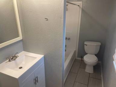 Main picture of 4244 Beck Ave