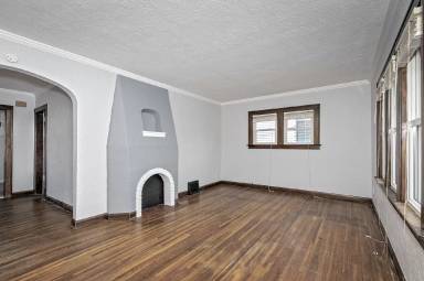 Main picture of 2517 Montebello Rd