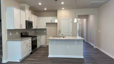 Main picture of 901 Falls Grove Trl