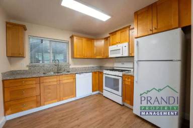 Main picture of 109A Live Oak Ave