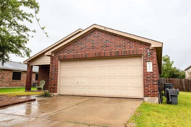 Main picture of 301 Mesa Dr