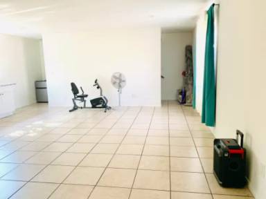 Main picture of 14729 Funston Ave