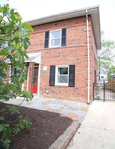 Main picture of 841 S Ivy St