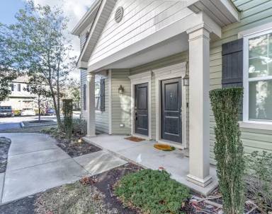 Main picture of 4180 Clarendon Way