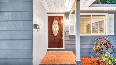 Main picture of 527 31st Ave N
