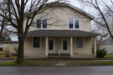 Main picture of 610 N Columbus St