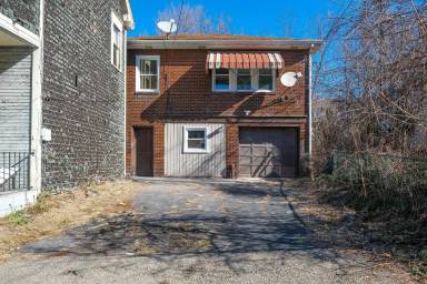 Main picture of 13 Earl St