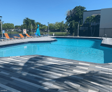 Main picture of 10280 NW 9th Street Cir