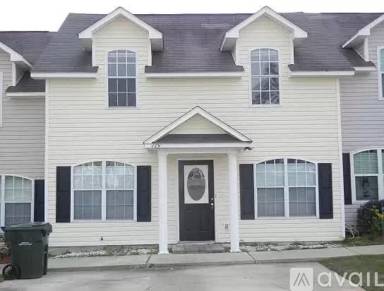 Main picture of 226 Williamsburg Ave