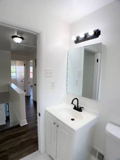 Main picture of 2038 Kelmore Rd