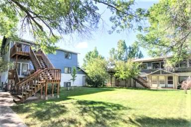 Main picture of 435 S 2nd St