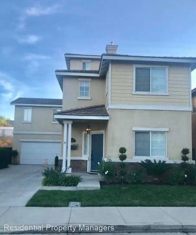 Main picture of 39829 Chambray Dr