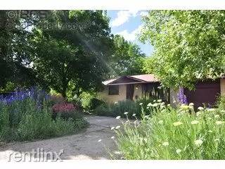 Main picture of 404 E Drake Rd
