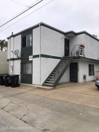 Main picture of 1327 Hornblend St