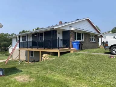 Main picture of 107 Ridge Dr