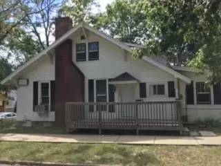 Main picture of 723 E 11th St