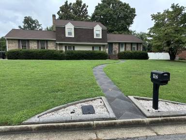 Main picture of 102 Fairmont Dr