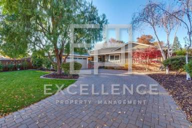 Main picture of 2517 Lambert Ln