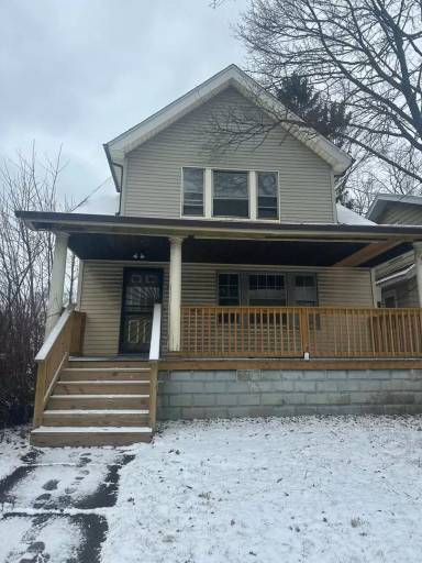 Main picture of 3908 E 123rd St