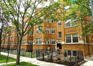 Main picture of 4844-58 N Drake Ave & 3537 W Ainslie St