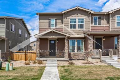Main picture of 21280 E Radcliff Pl