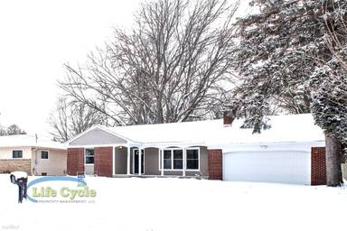 Main picture of 1306 Van Auken St SE