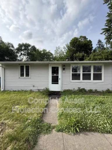 Main picture of 430 Woodlawn Ave