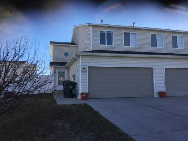 Main picture of 315 Arkel Way