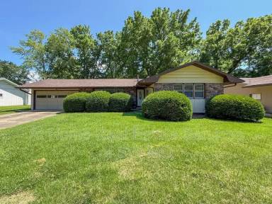 Main picture of 2848 E Loren St