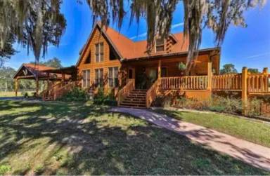Main picture of 10099 N Curzon Pt