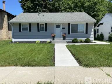 Main picture of 7040 W Villard Ave