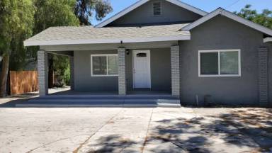 Main picture of 21629 Cottonwood Ave
