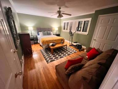 Main picture of 921 Brentwood Dr