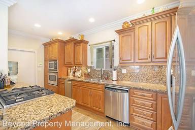 Main picture of 8163 Sterling Dr