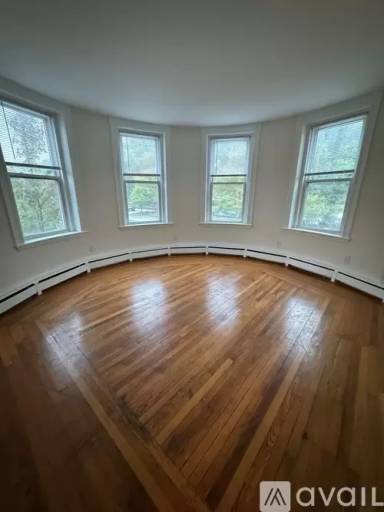 Main picture of 17 Fairbanks St