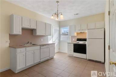 Main picture of 242 Atwells Ave
