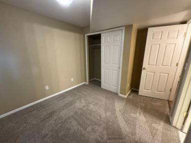 Main picture of 26 Vale Cir
